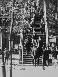 New York, descente des voyageurs du pont de Brooklyn